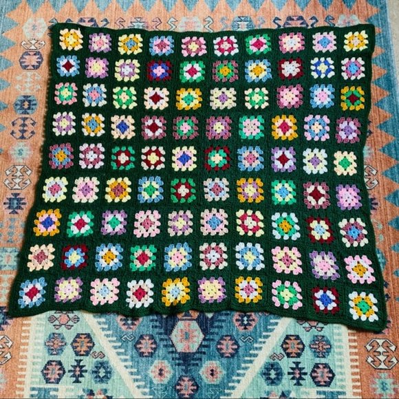 afghan handmade crochet grandma floral square quilt throw blanket Vintage